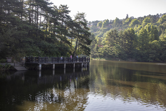 庐山如琴湖