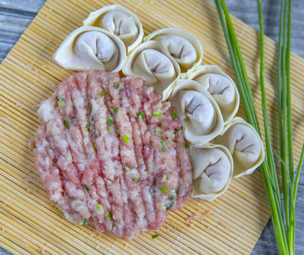 鲜肉小馄饨