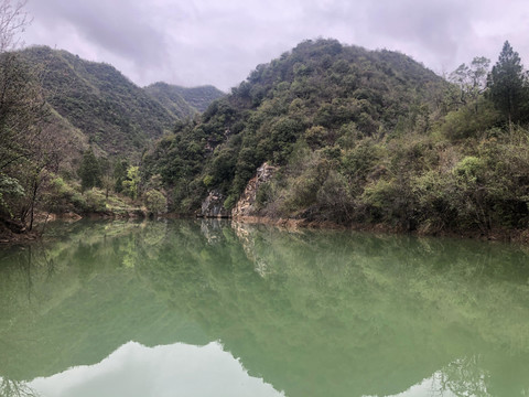 湖北十堰九龙瀑大峡谷瀑布