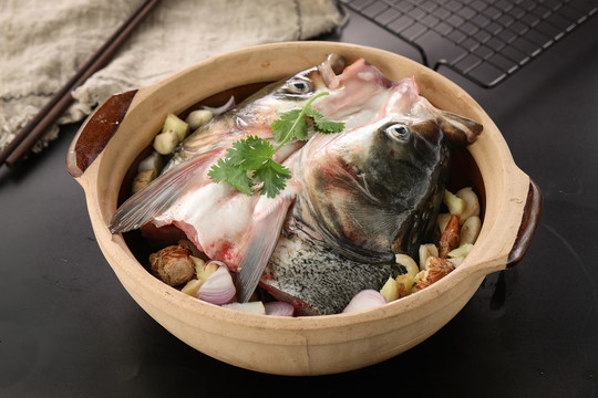 砂鍋魚頭
