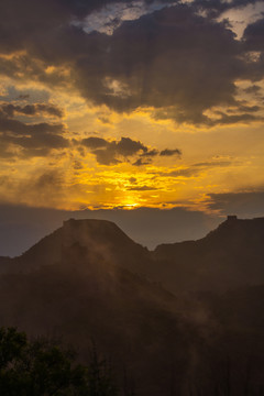 金山岭朝霞