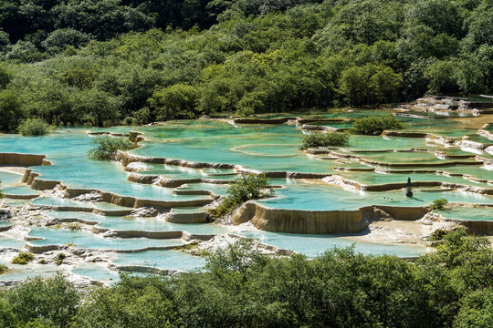 四川黄龙风景区夏天风光