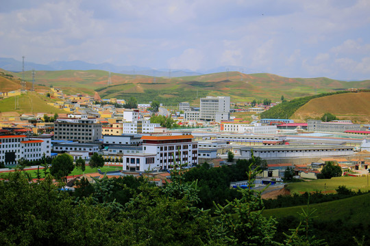 合作寺院全景