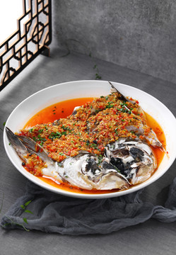 剁椒魚頭