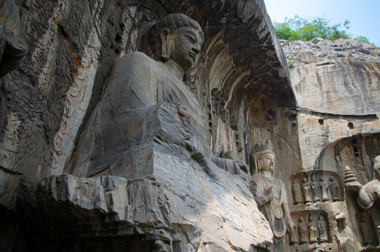 河南洛阳龙门石窟奉先寺卢舍大佛