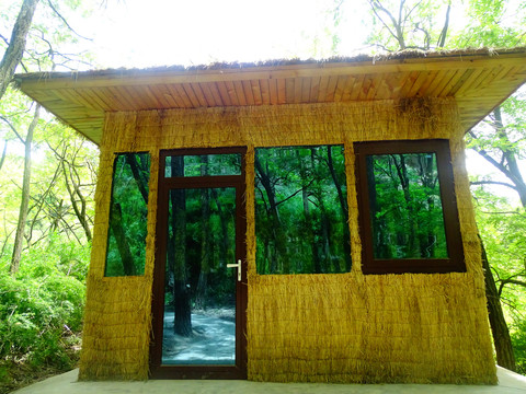 山林木屋