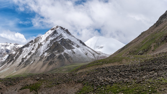 中国青藏高原雪山自然风光