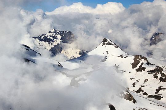 瑞士雪朗峰