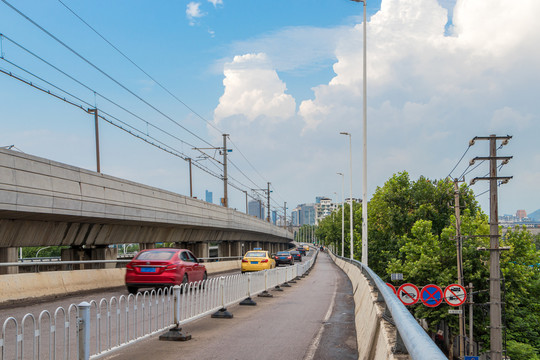 南京城市道路车流