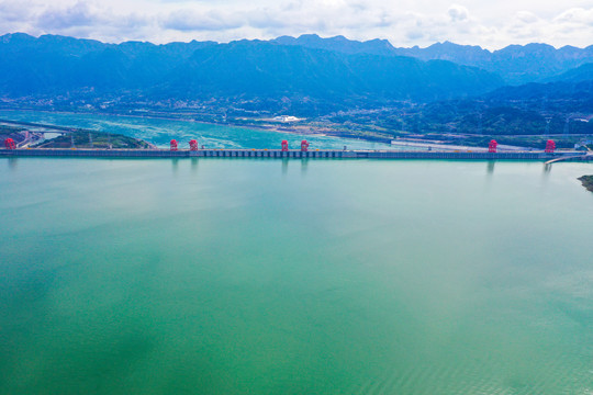 三峡水电站