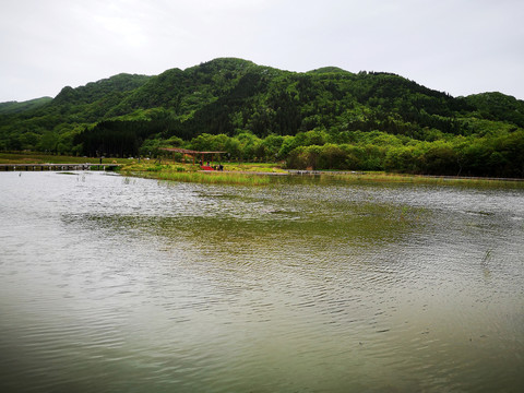 高山湖泊