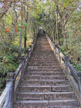 成都金堂云顶石城千步登山石梯