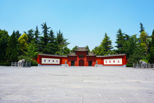 白马寺山门