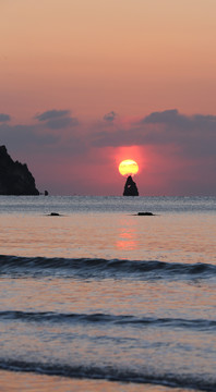 青岛海边日出