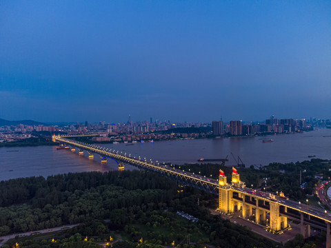 南京长江大桥航拍夜景