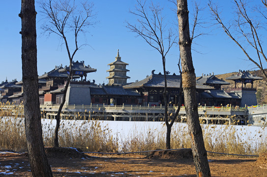 山西大同云冈石窟灵岩寺