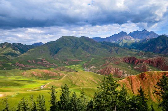 青海卓尔山风景区