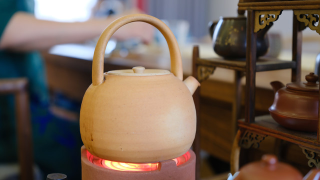 澆茶