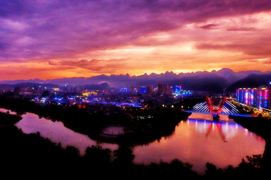 荔波晚霞夜景