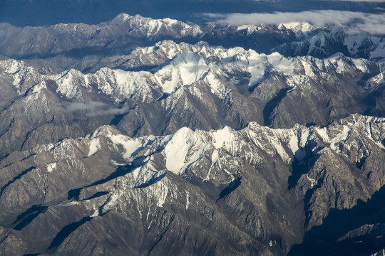 航拍雪山