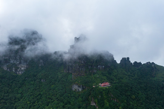 航拍贵州铜仁梵净山