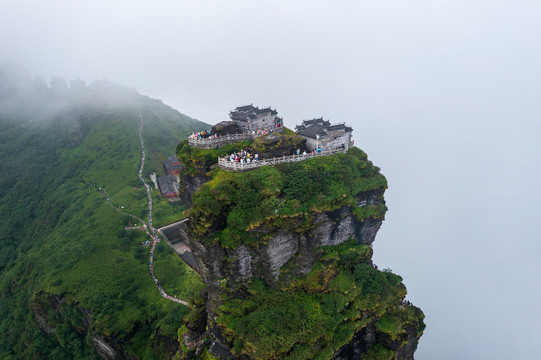 航拍贵州铜仁梵净山