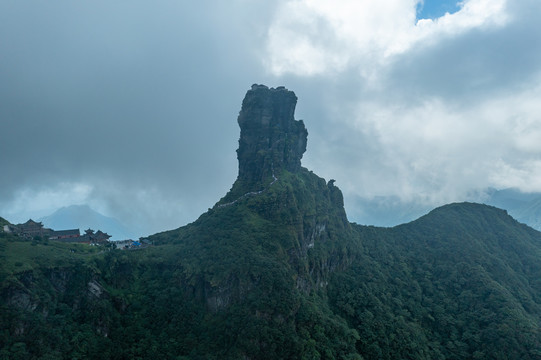 航拍贵州铜仁梵净山