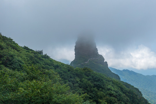 航拍贵州铜仁梵净山