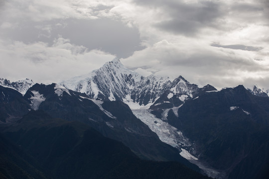 梅里雪山