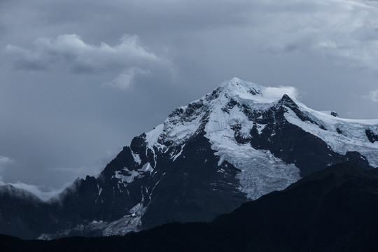 梅里雪山