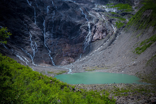 雨崩冰湖