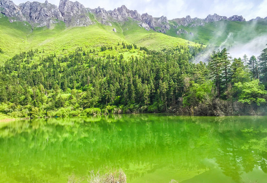 骨麻湖