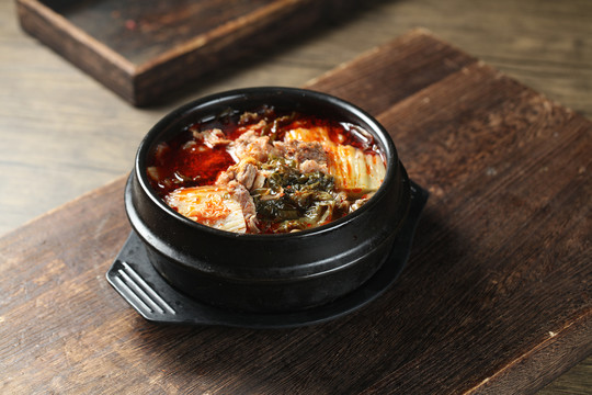 韩式狗肉汤