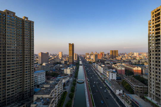 航拍山西运城机场大道