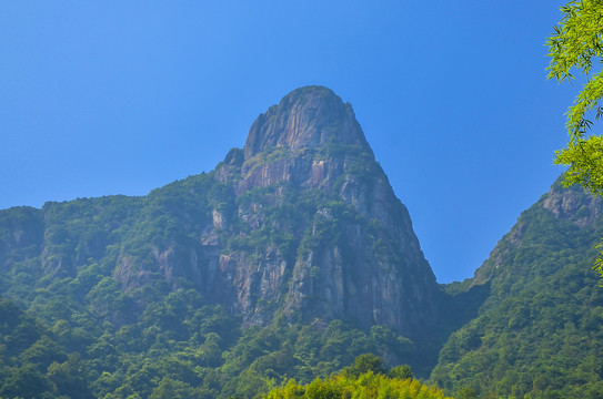 鸡枕山