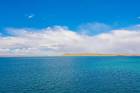 鄂陵湖