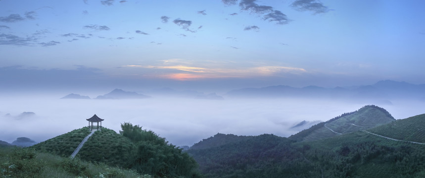 朝霞云海山脉自然景观