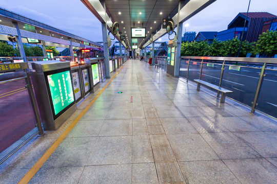 南宁园博园站BRT站台