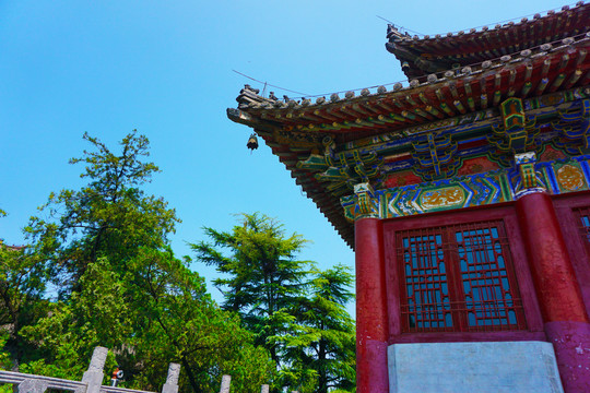 仿古建筑屋檐屋脊