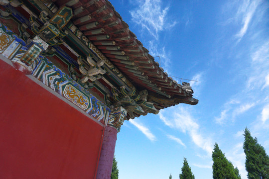 仿古建筑屋檐屋脊