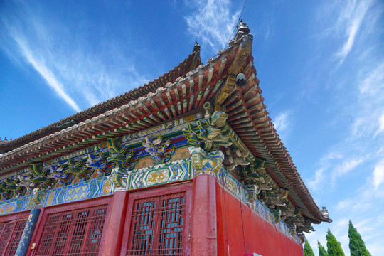 仿古建筑屋檐屋脊