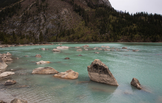 然乌湖