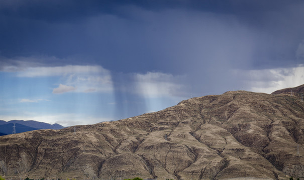 山雨