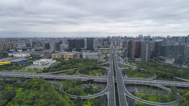 成都高新区天府大道城市风光