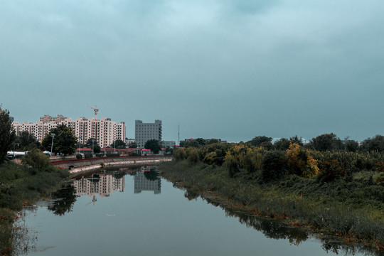 雨后城镇