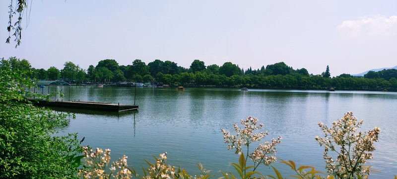 湖泊山水