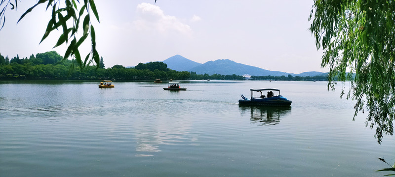 湖泊山水