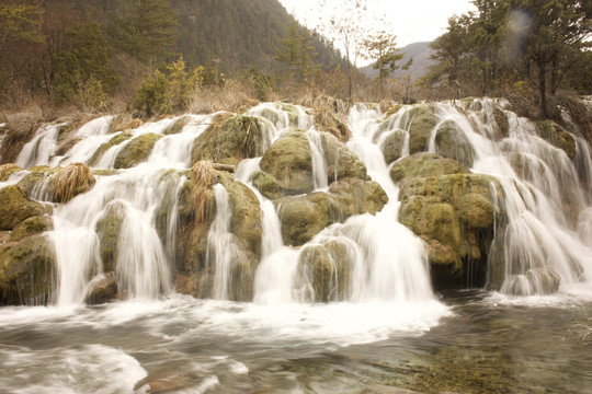 溪流溪水