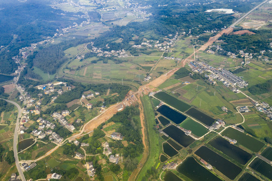 公路修建航拍