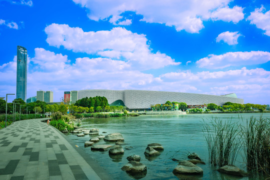 苏州金鸡湖文化博览中心